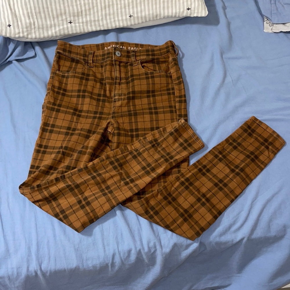 Women’s American Eagle plaid skinny jeans